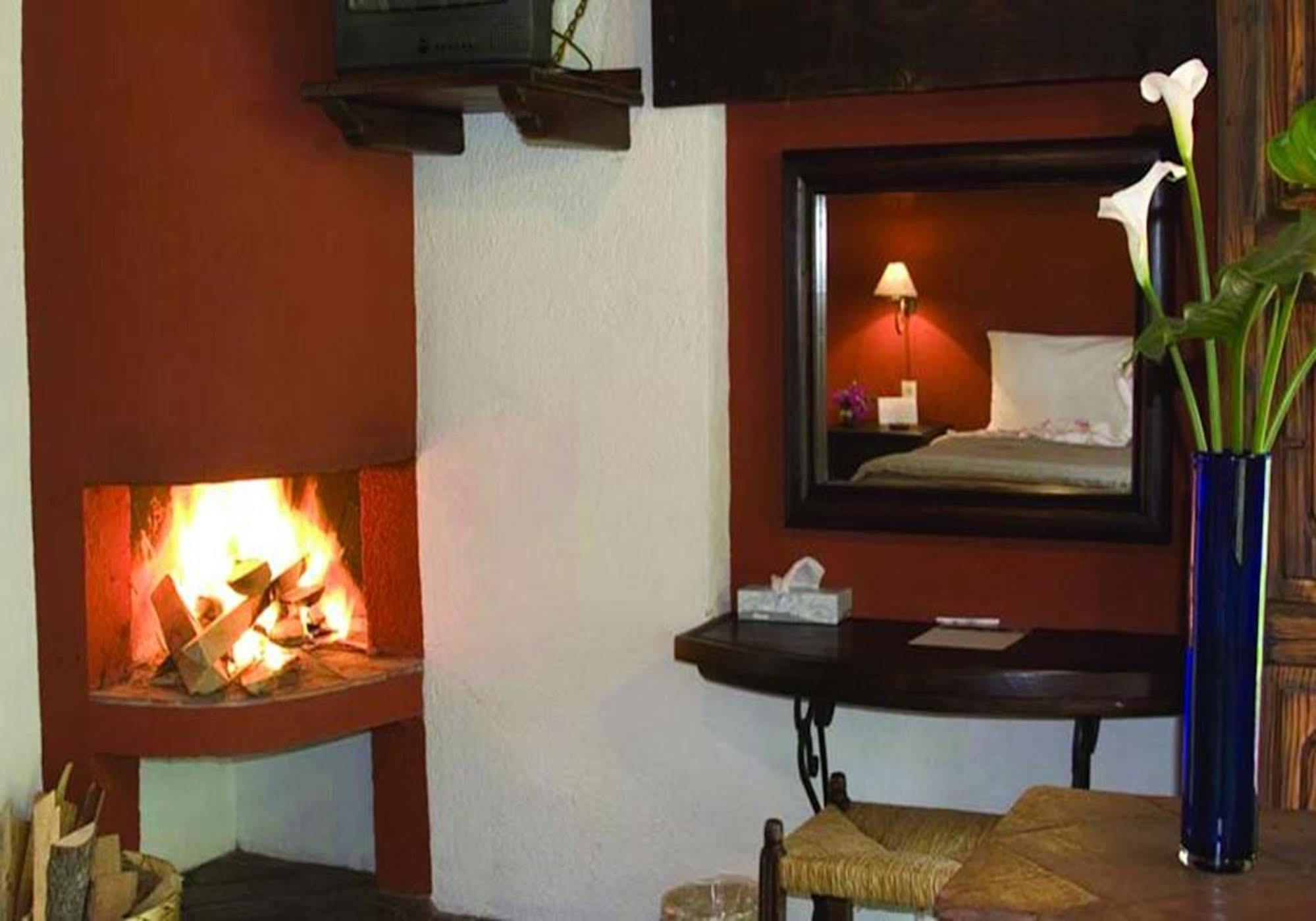Hosteria San Felipe Пацкуаро Екстер'єр фото